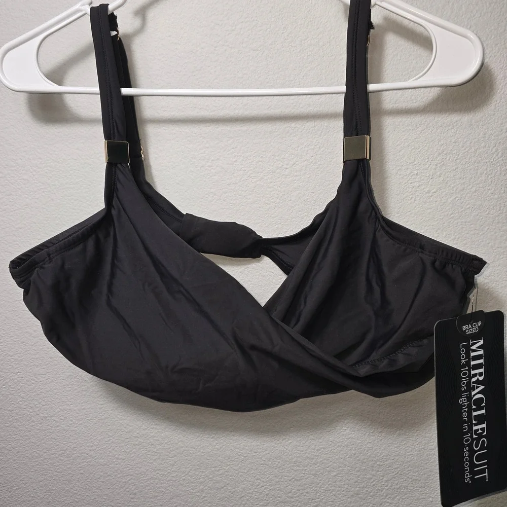 NWT Miraclesuit Women Black Surplice Underwire Bikini Top Gold Hardware‎ 38DD
